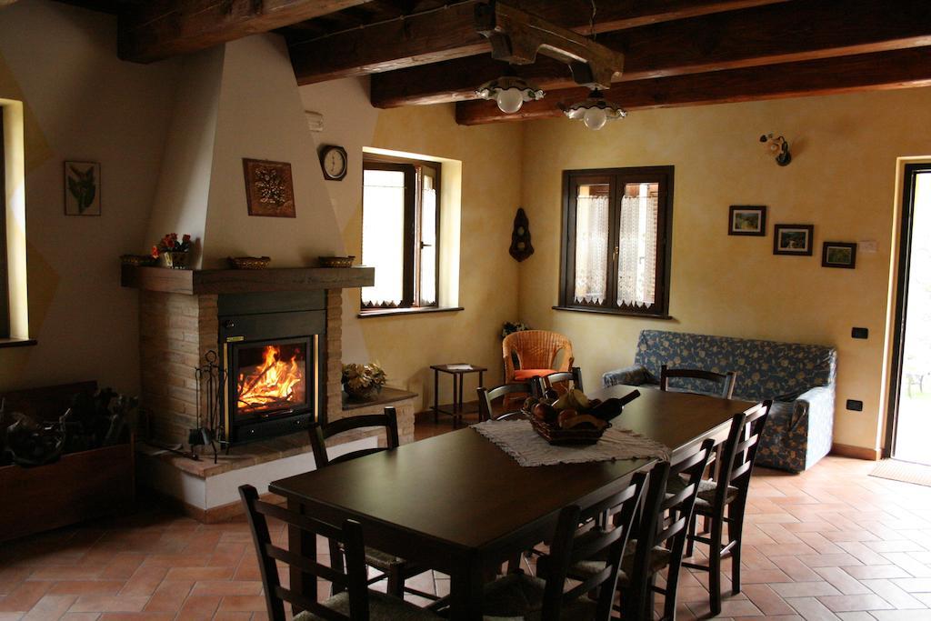 הוילה Montalto delle Marche Agriturismo Il Sentiero מראה חיצוני תמונה